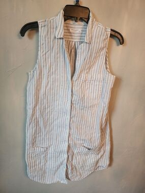 Equipment White Sleeveless Button-Down Shirt with Blue Stripes Size Small